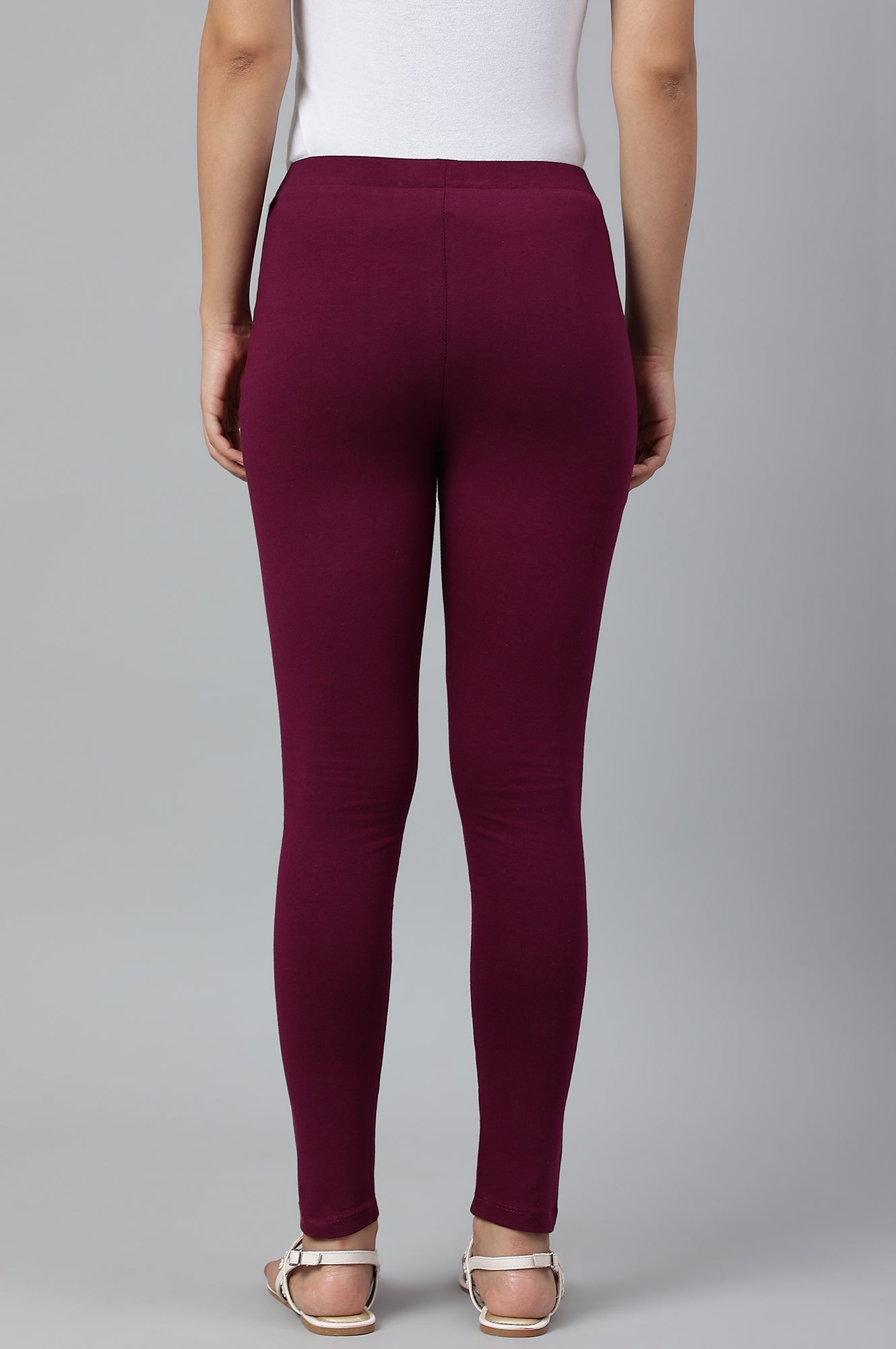 Deep Purple Solid Knitted Women Tights