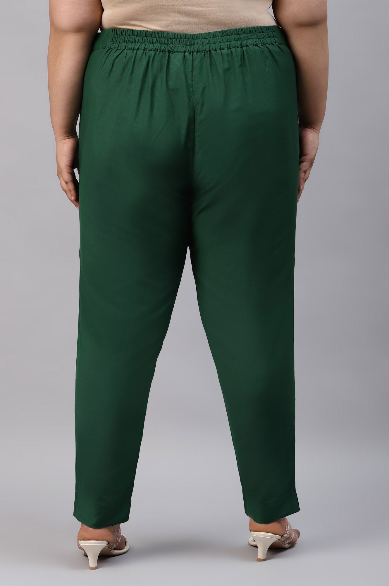 Dark Green Solid Women Plus Size Slim Pants