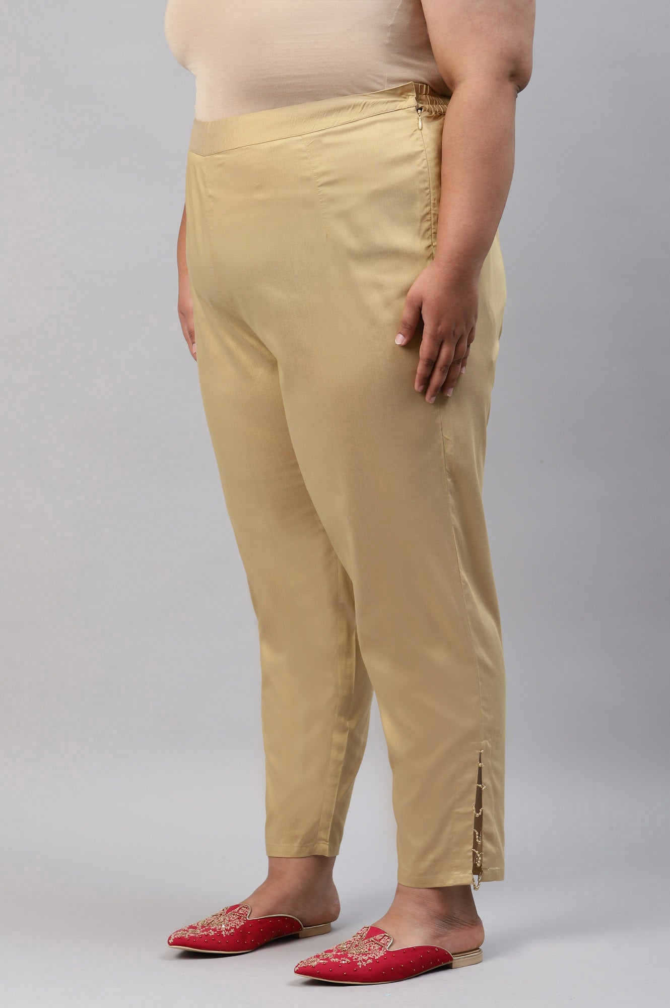 Gold Solid Light Festive Plus Size Slim Pants