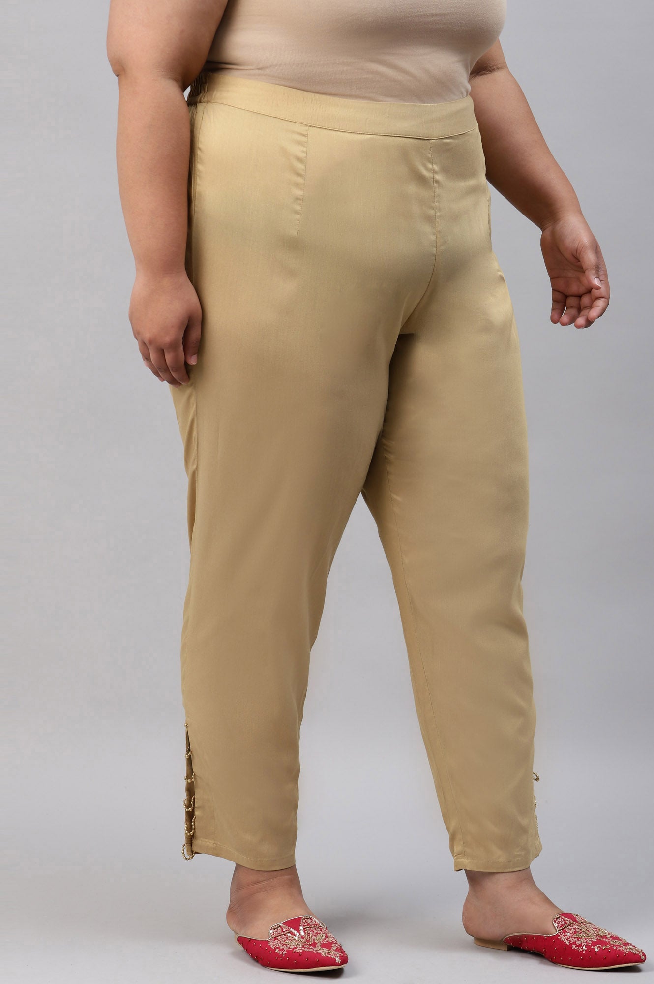 Gold Solid Light Festive Plus Size Slim Pants