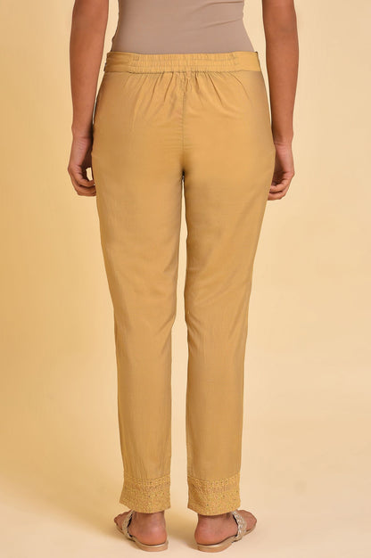 Gold Solid Light Festive Plus Size Slim Pants
