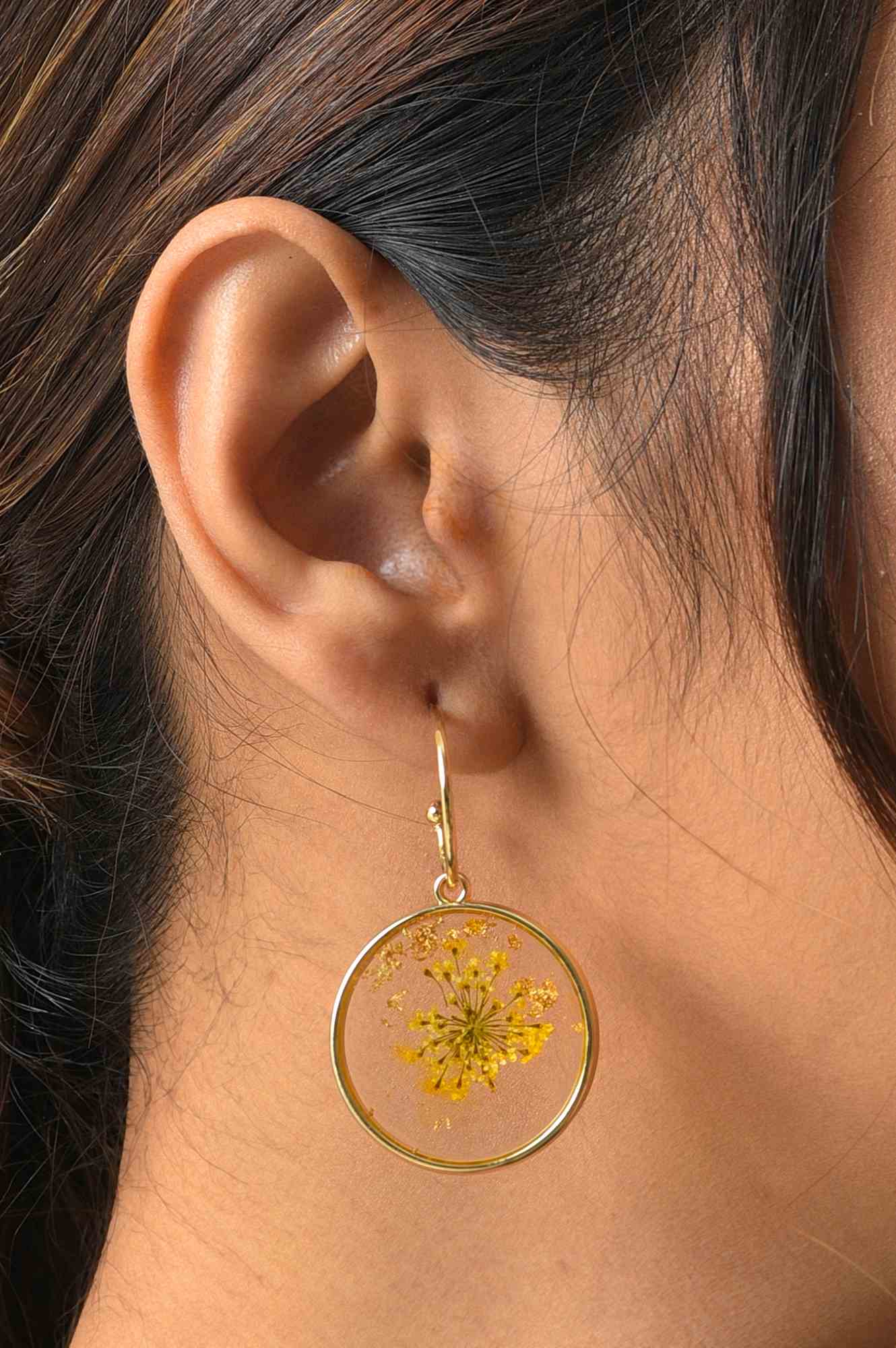 Gold Festive Filigree Dangler Earrings