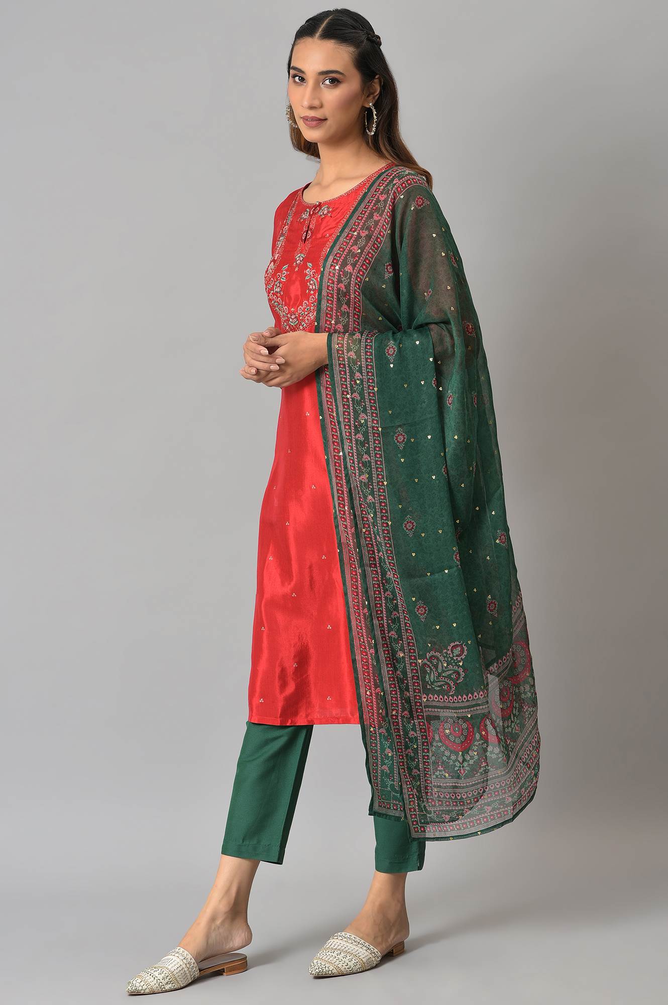 Red Glitter Printed Festive kurta With Green Slim Pants And Printed Dupatta