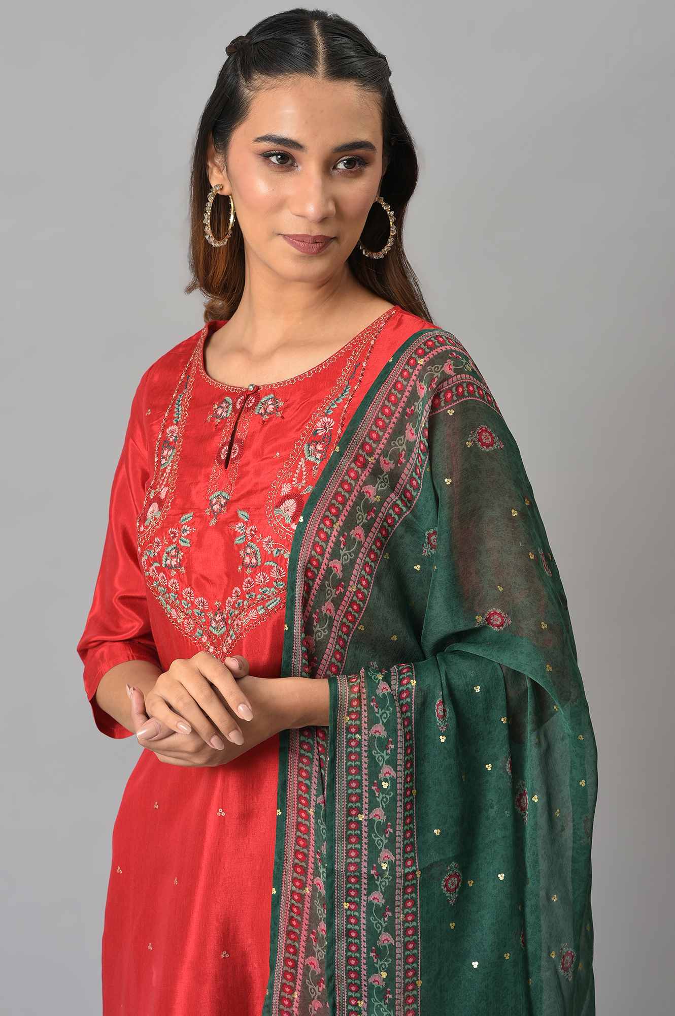 Red Glitter Printed Festive kurta With Green Slim Pants And Printed Dupatta