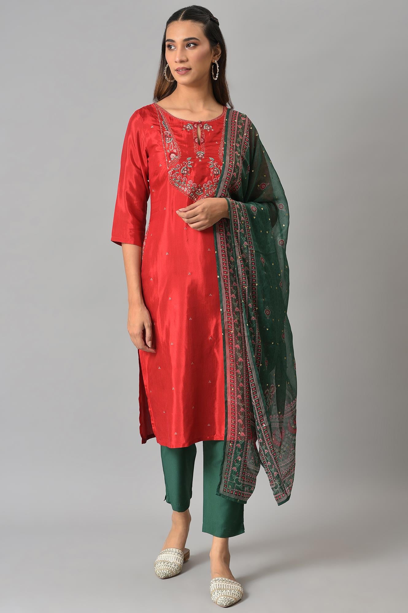 Red Glitter Printed Festive kurta With Green Slim Pants And Printed Dupatta