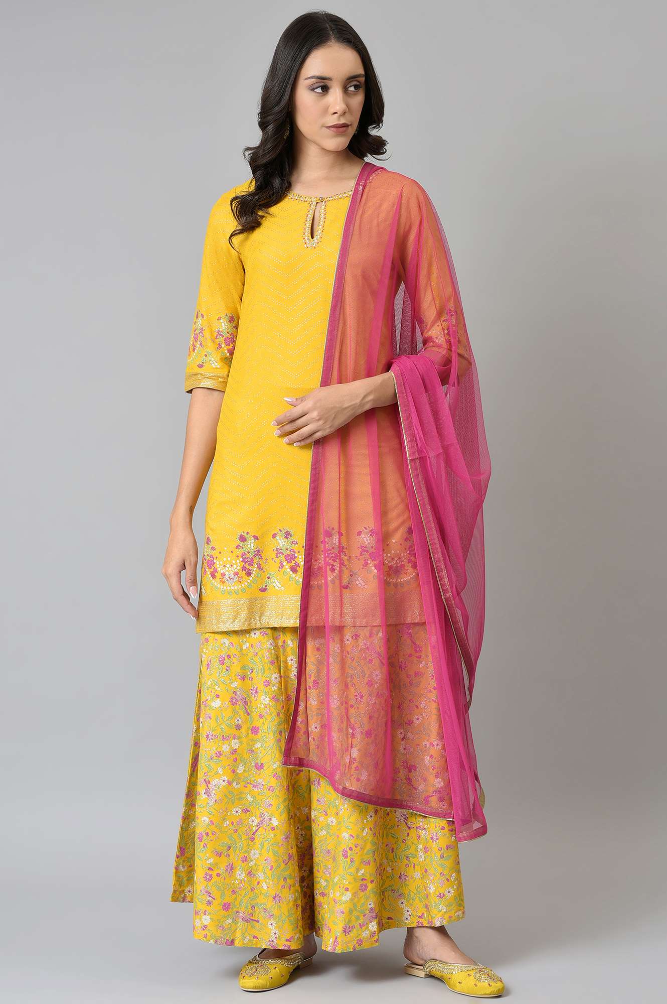 Yellow Embroidered kurta Wth Culottes And Pink Dupatta