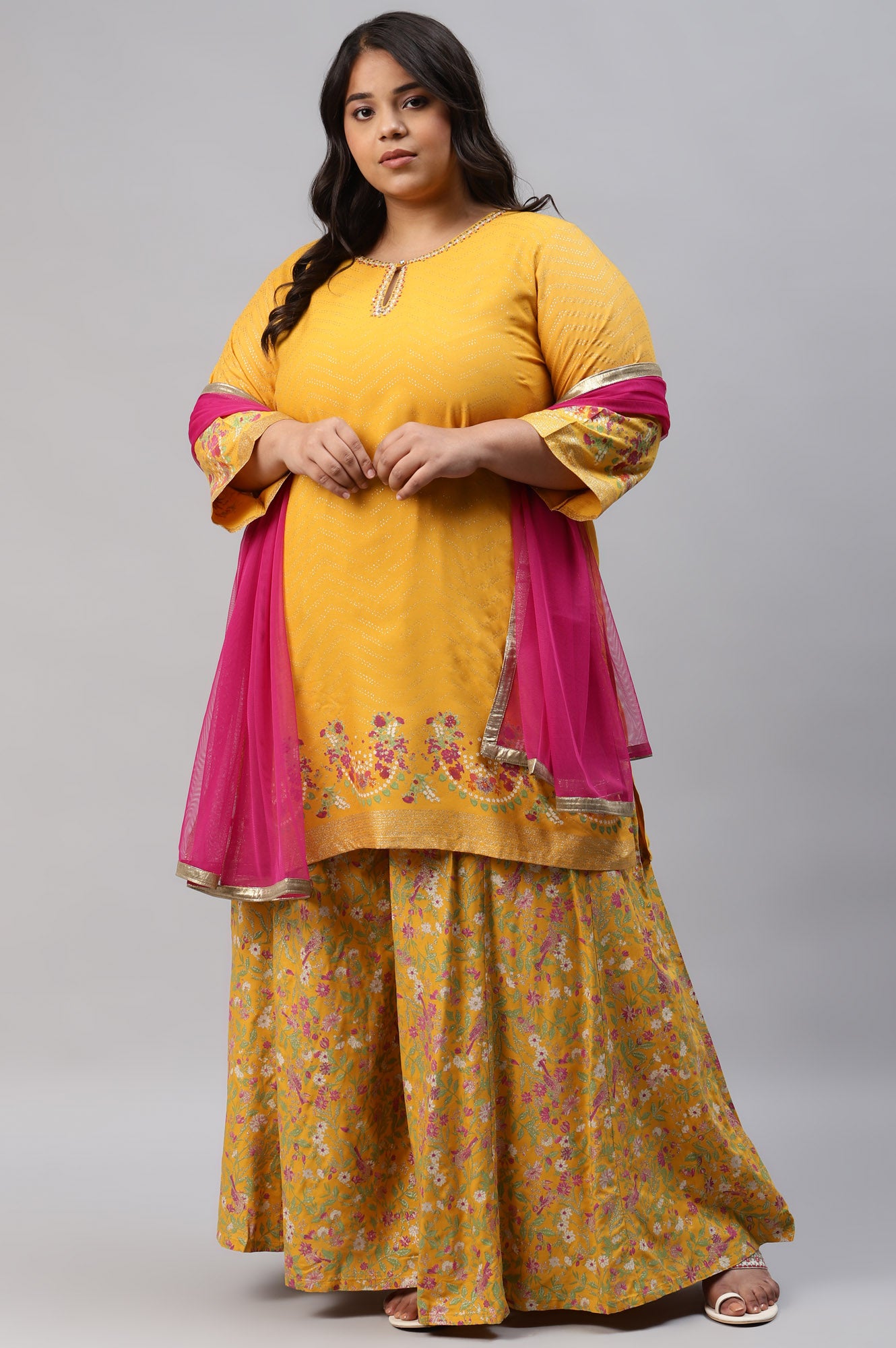 Yellow Embroidered kurta Wth Culottes And Pink Dupatta