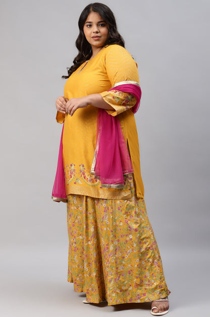 Yellow Embroidered kurta Wth Culottes And Pink Dupatta