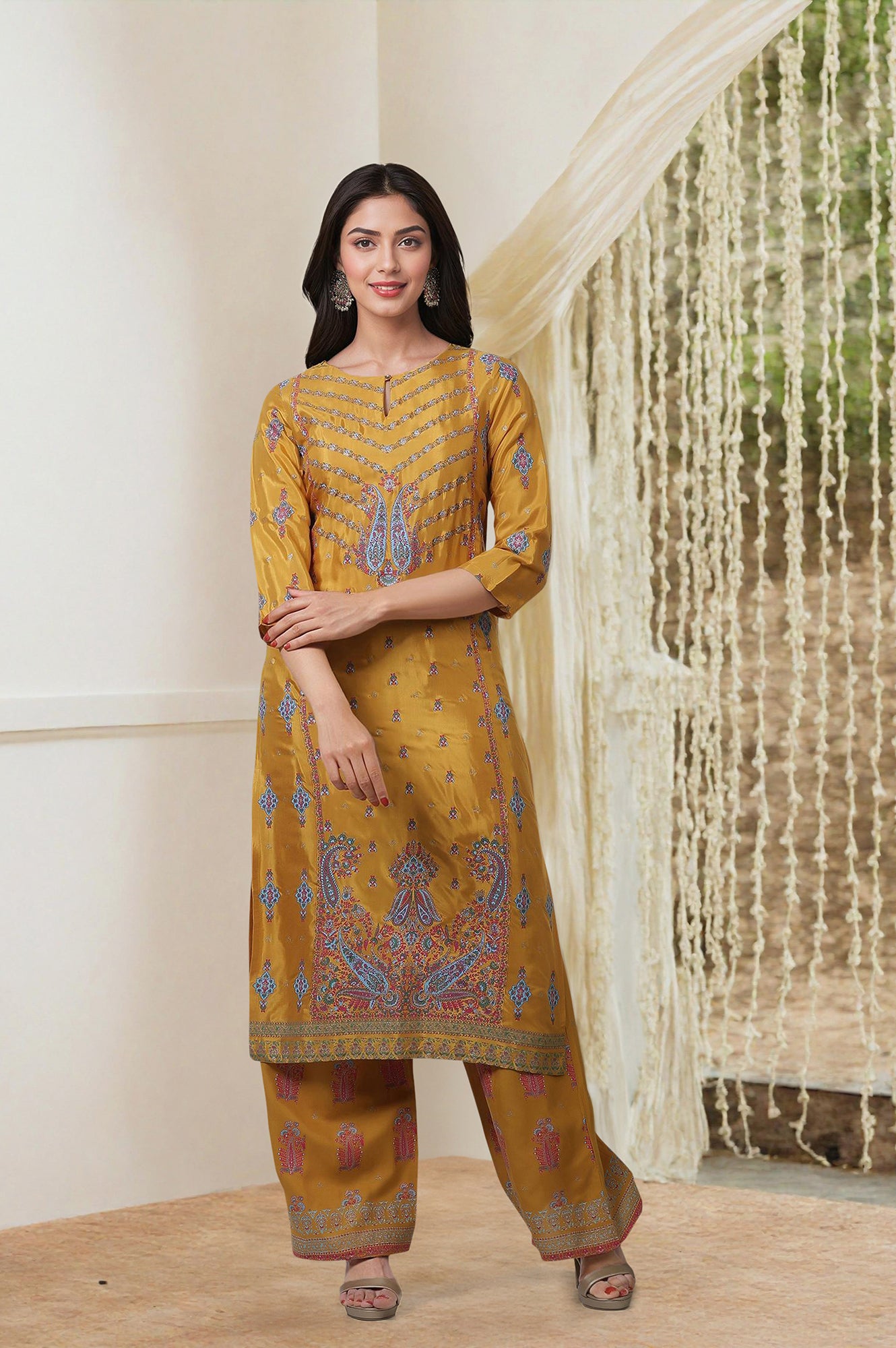 Yellow Glitter Printed Kurta And Pants Set