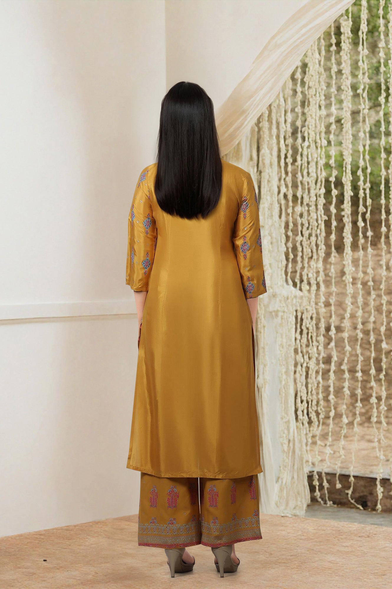 Yellow Glitter Printed Kurta And Pants Set