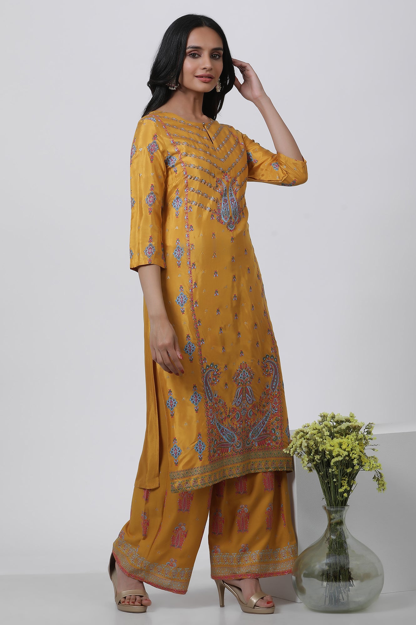 Yellow Glitter Printed Kurta And Pants Set