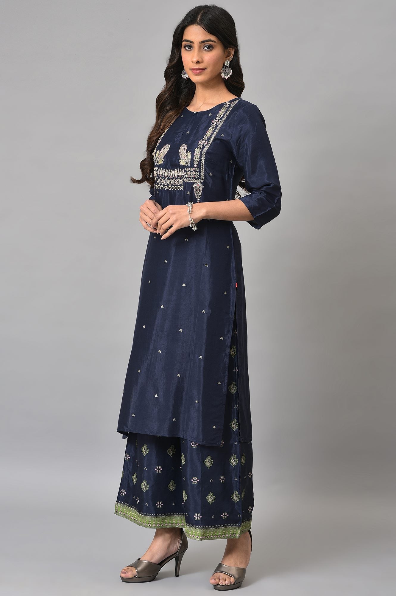 Dark Blue Glitter Printed kurta With Parallel Pants