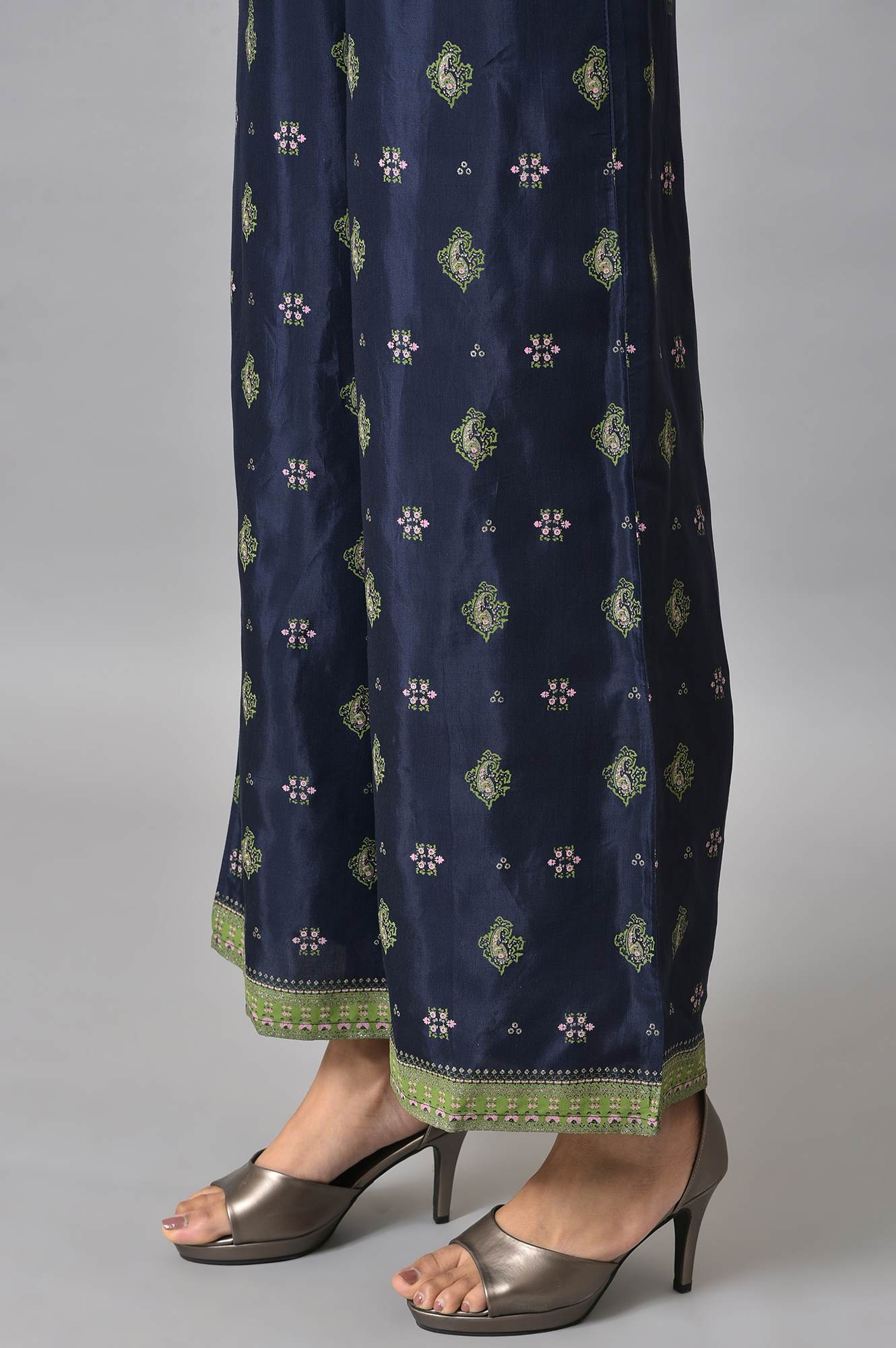 Dark Blue Glitter Printed kurta With Parallel Pants