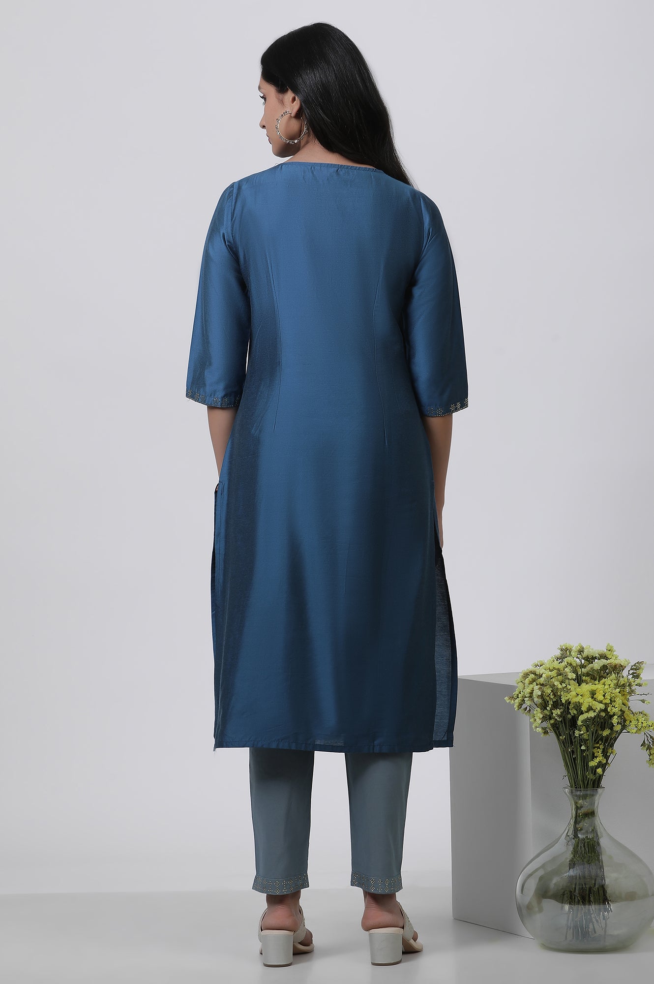 Blue Mukaish Kurta And Slim Pants Set