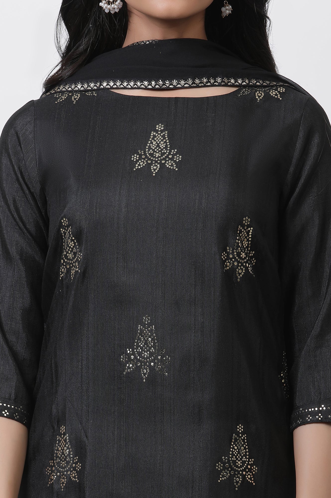 Black Mukaish Festive Kurta, Pants And Dupatta Set