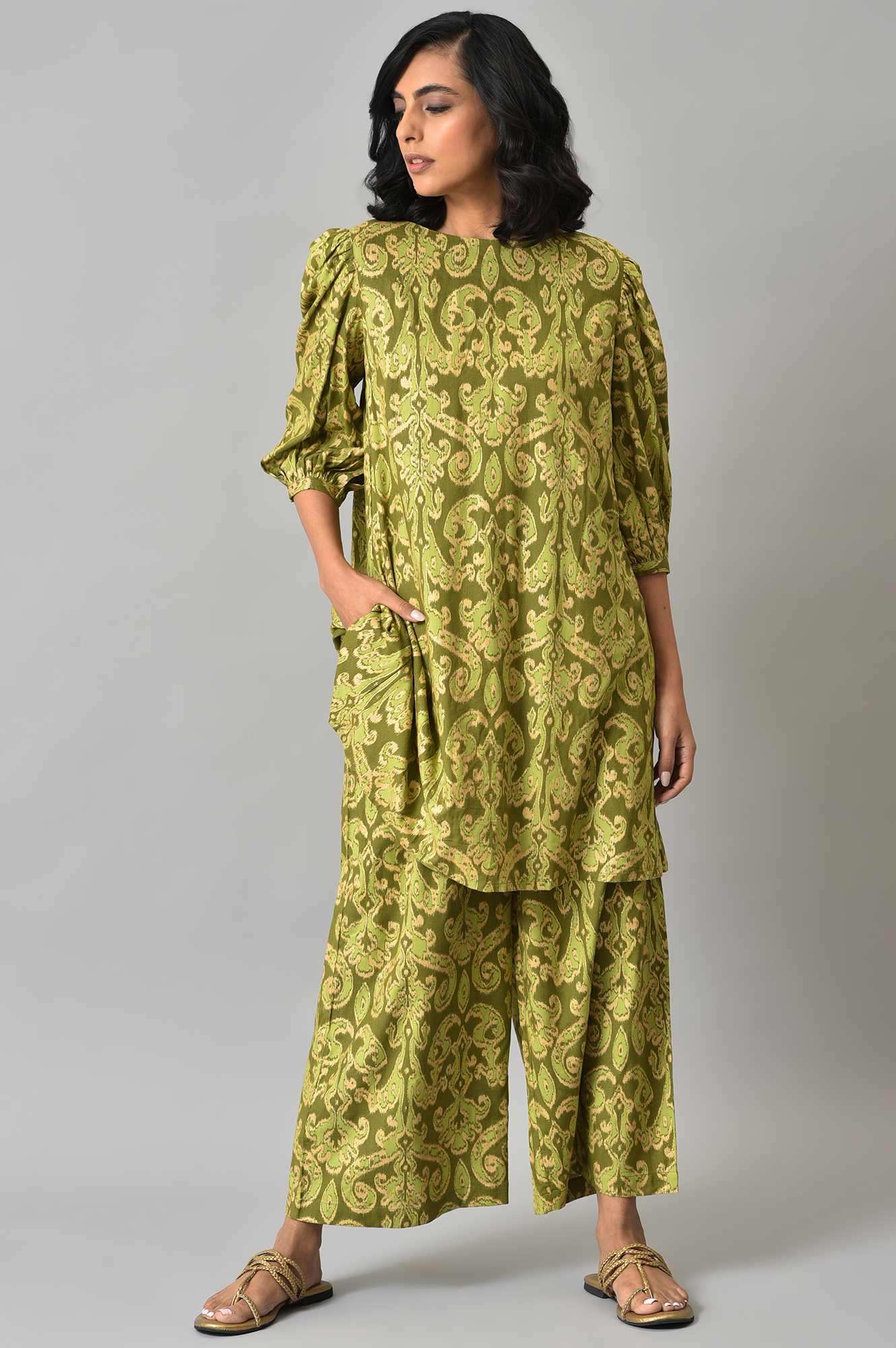 Green Ikkat Printed Tunic with Parallel Pants Co-ord Set