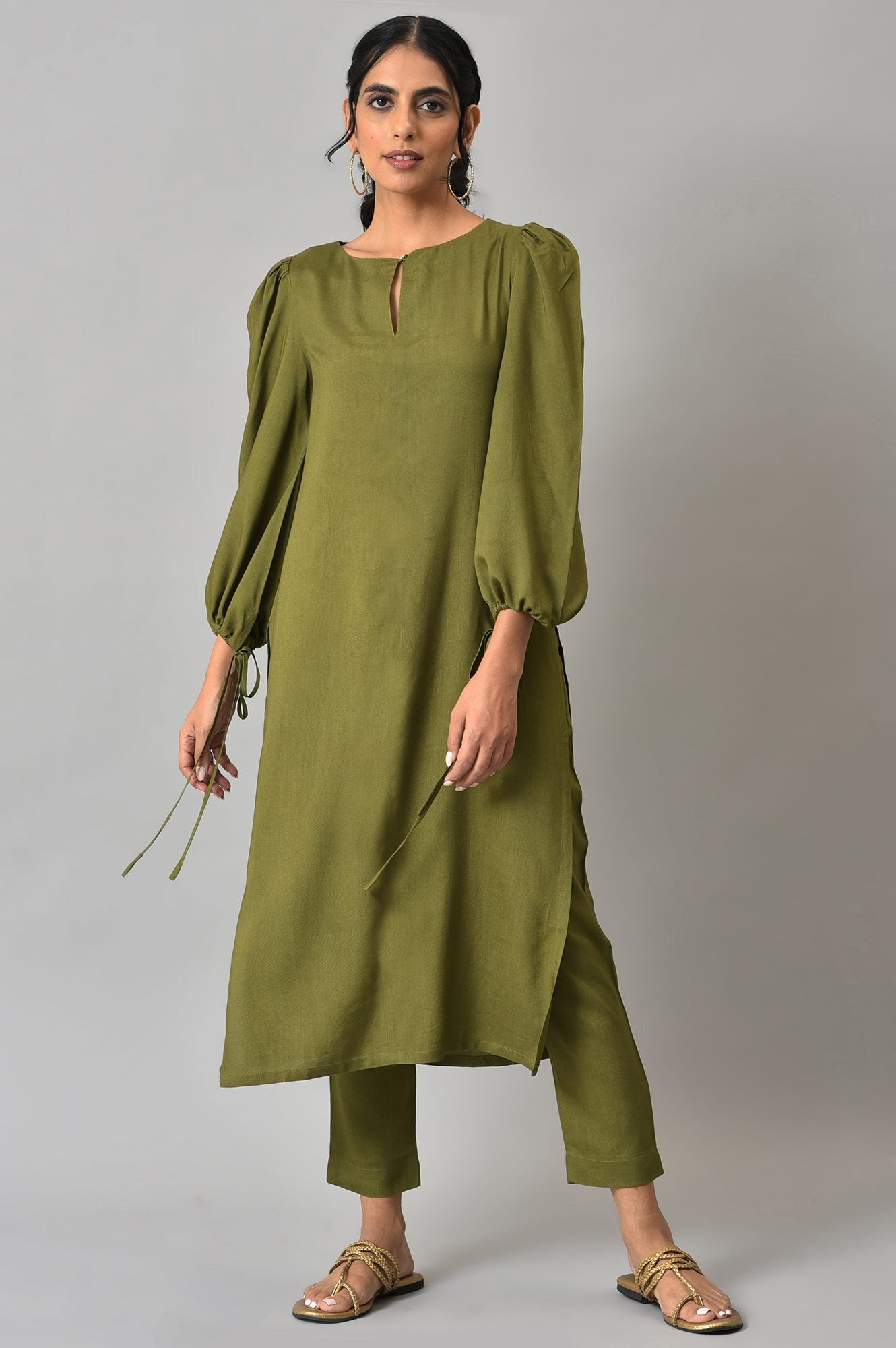 Avocado Green Puffed Sleeves kurta with Slim Pants Co-ord Set