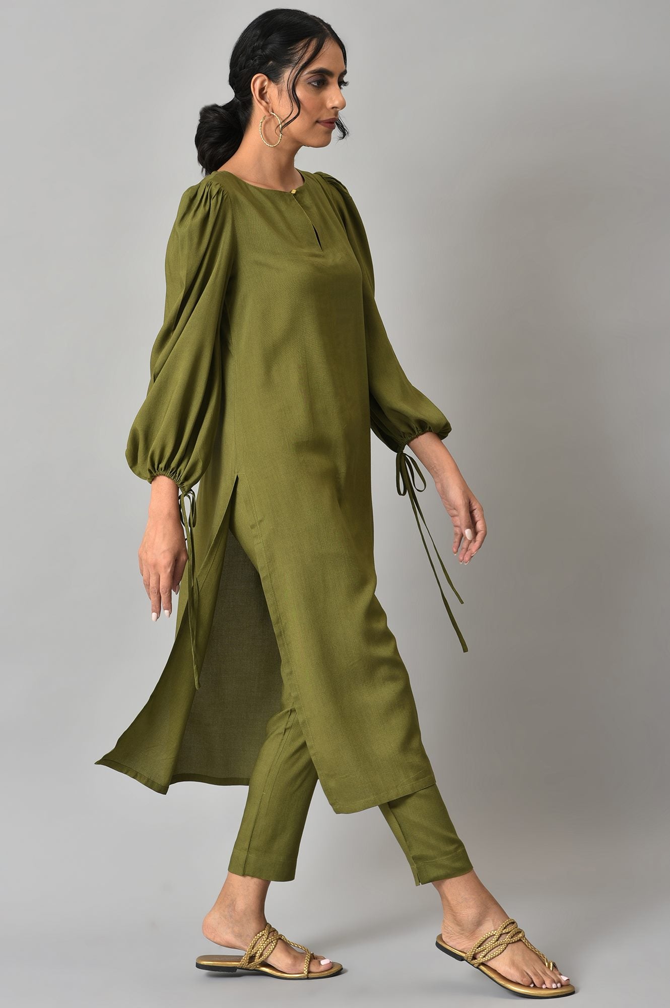 Avocado Green Puffed Sleeves kurta with Slim Pants Co-ord Set