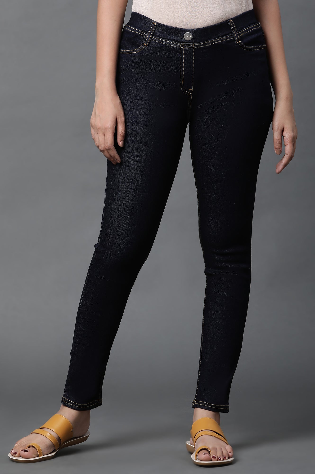 Mid Blue Solid Skinny Fit Denim Jeggings with Elasticated