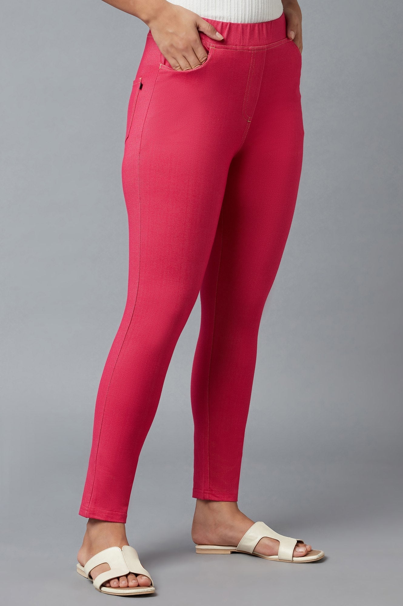 Pink Yarn-Dyed Knitted Jeggings