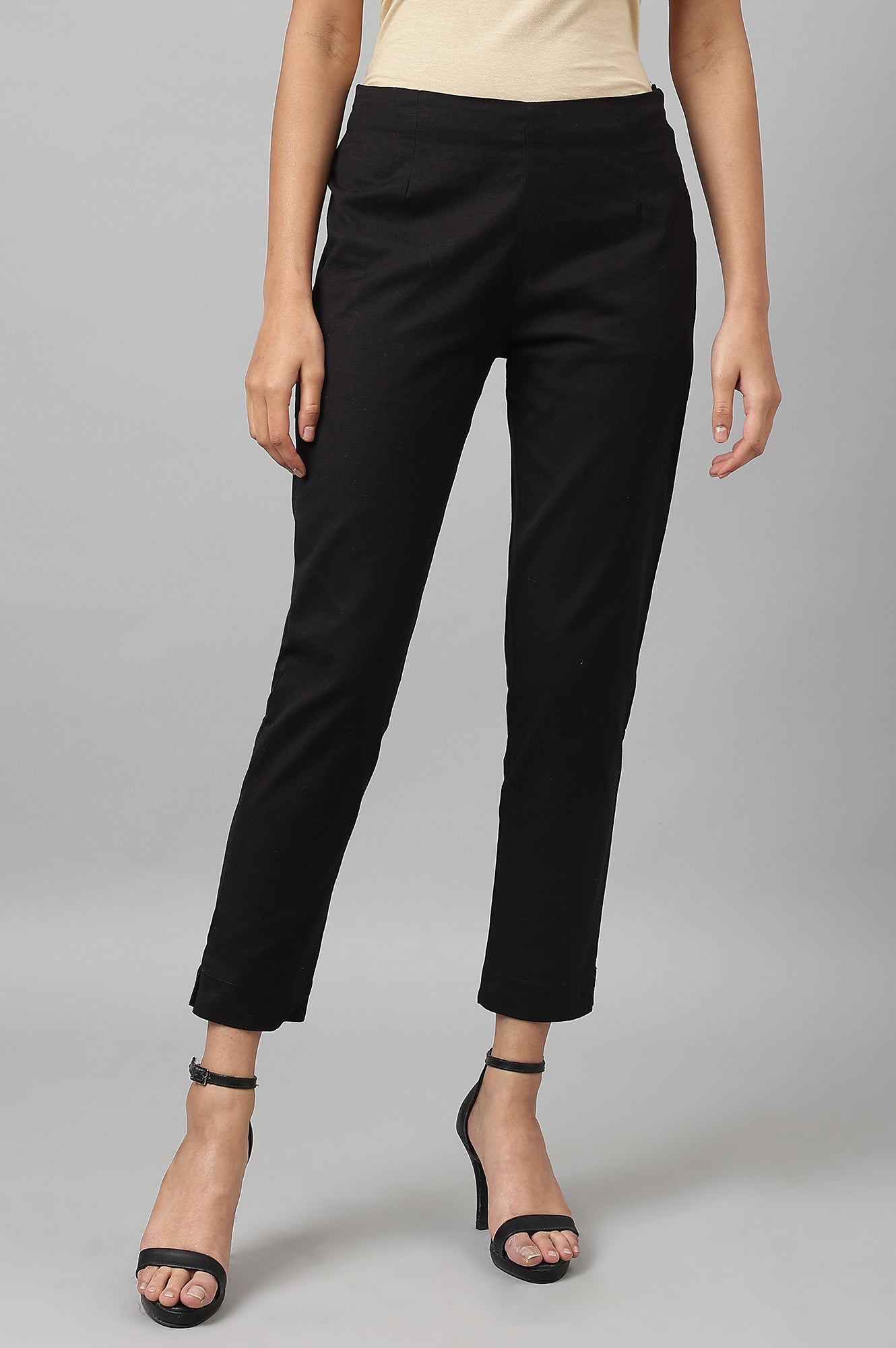 Women Black Slim Pants