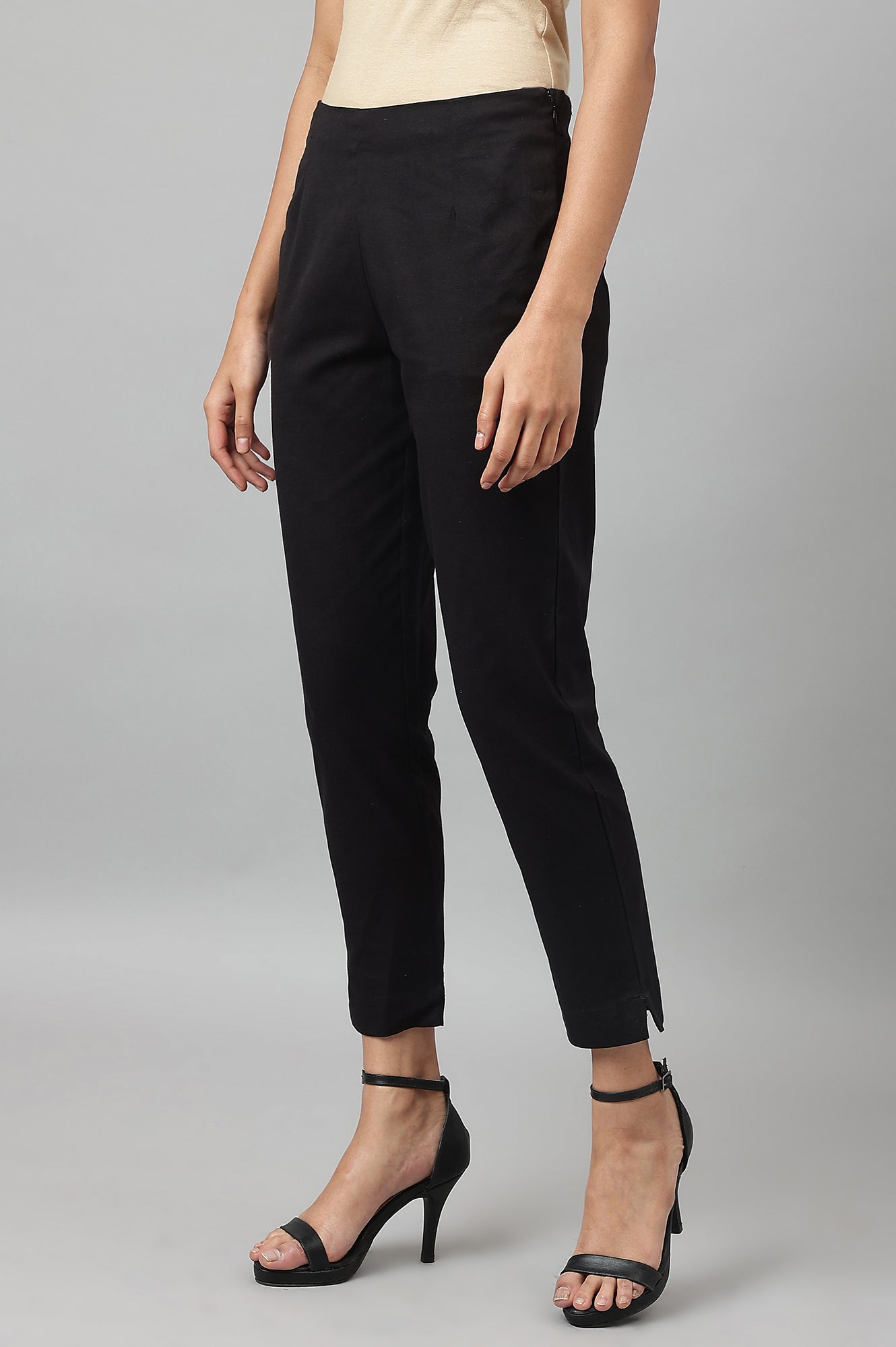 Women Black Slim Pants