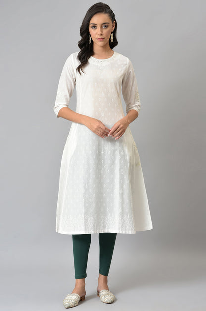 Ecru A-Line Embroidered kurta