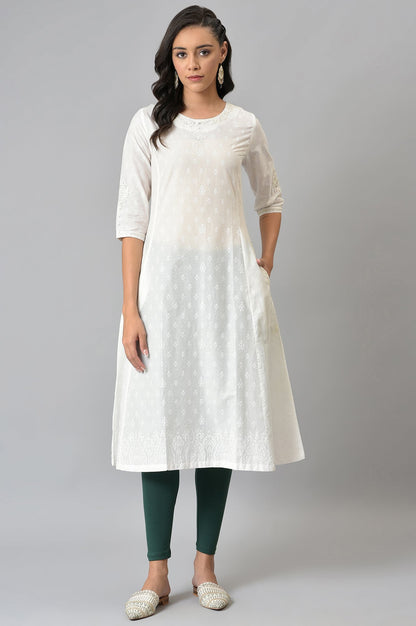 Ecru A-Line Embroidered kurta