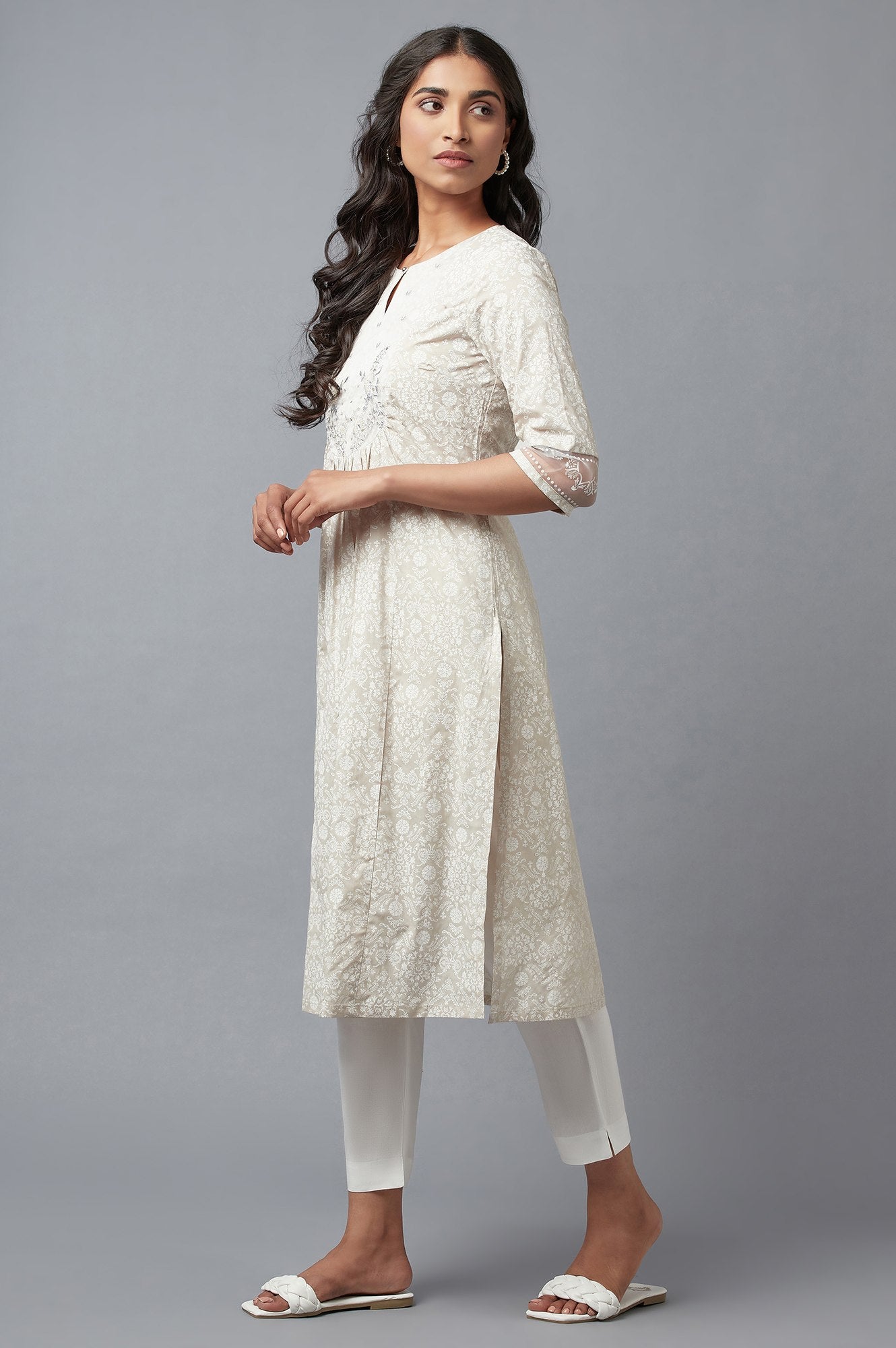 Ecru Printed kurta With Embroidery