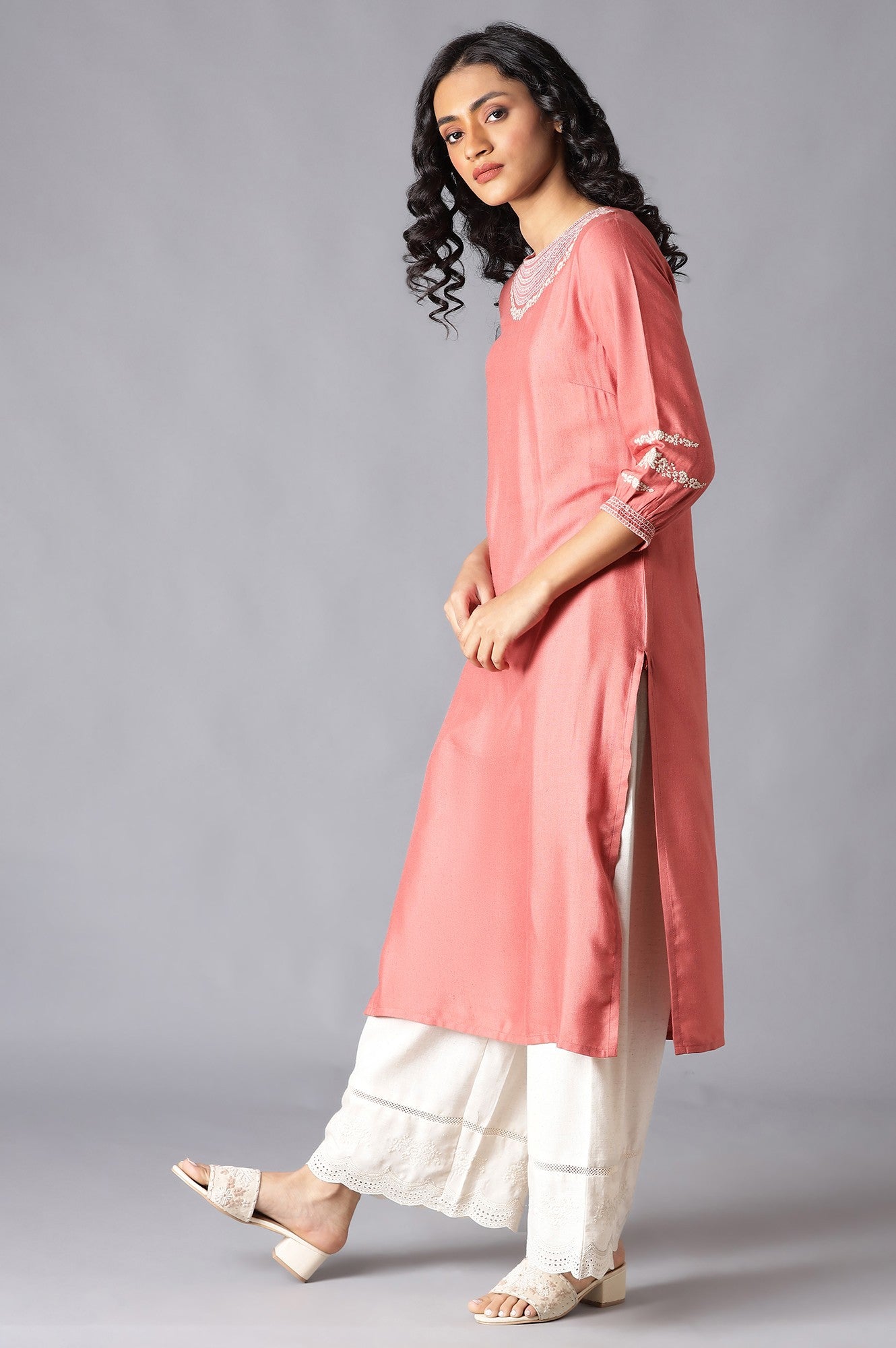 Pink Embroidered kurta