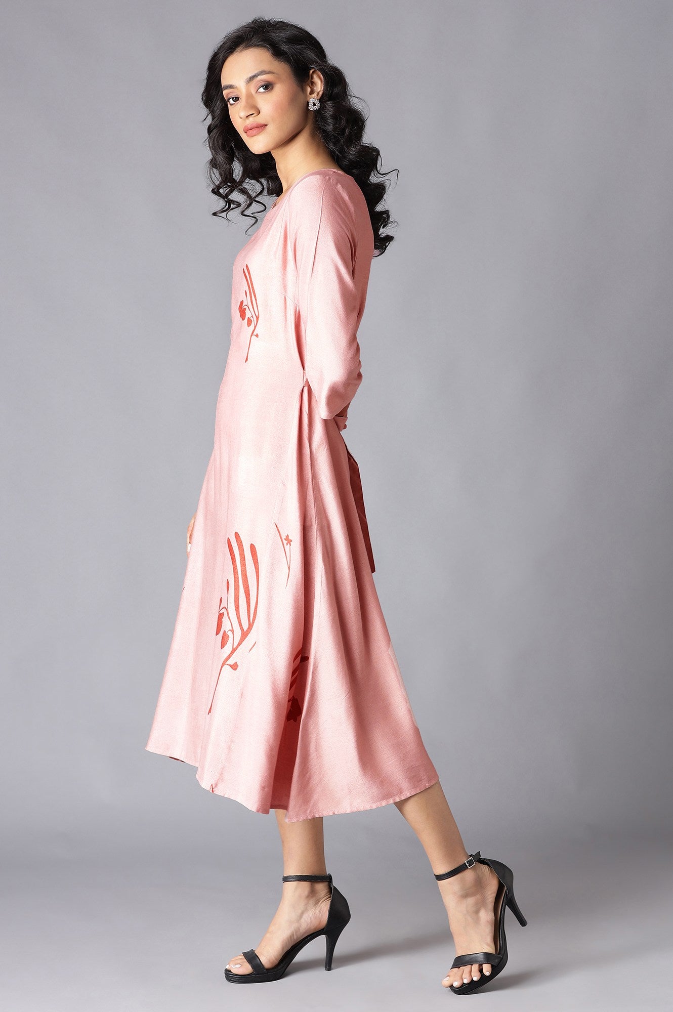 Crepe Pink A-Line Printed kurta