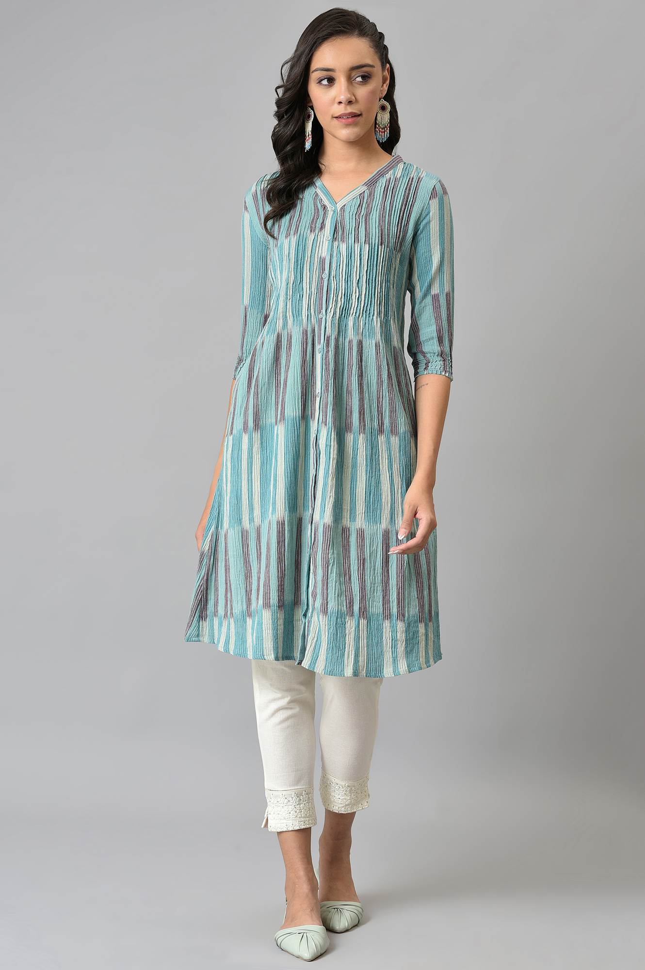 Blue Ikkat Cotton kurta In V-Neck