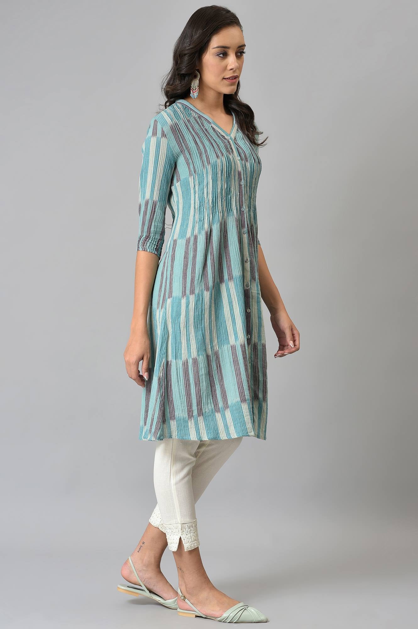 Blue Ikkat Cotton kurta In V-Neck