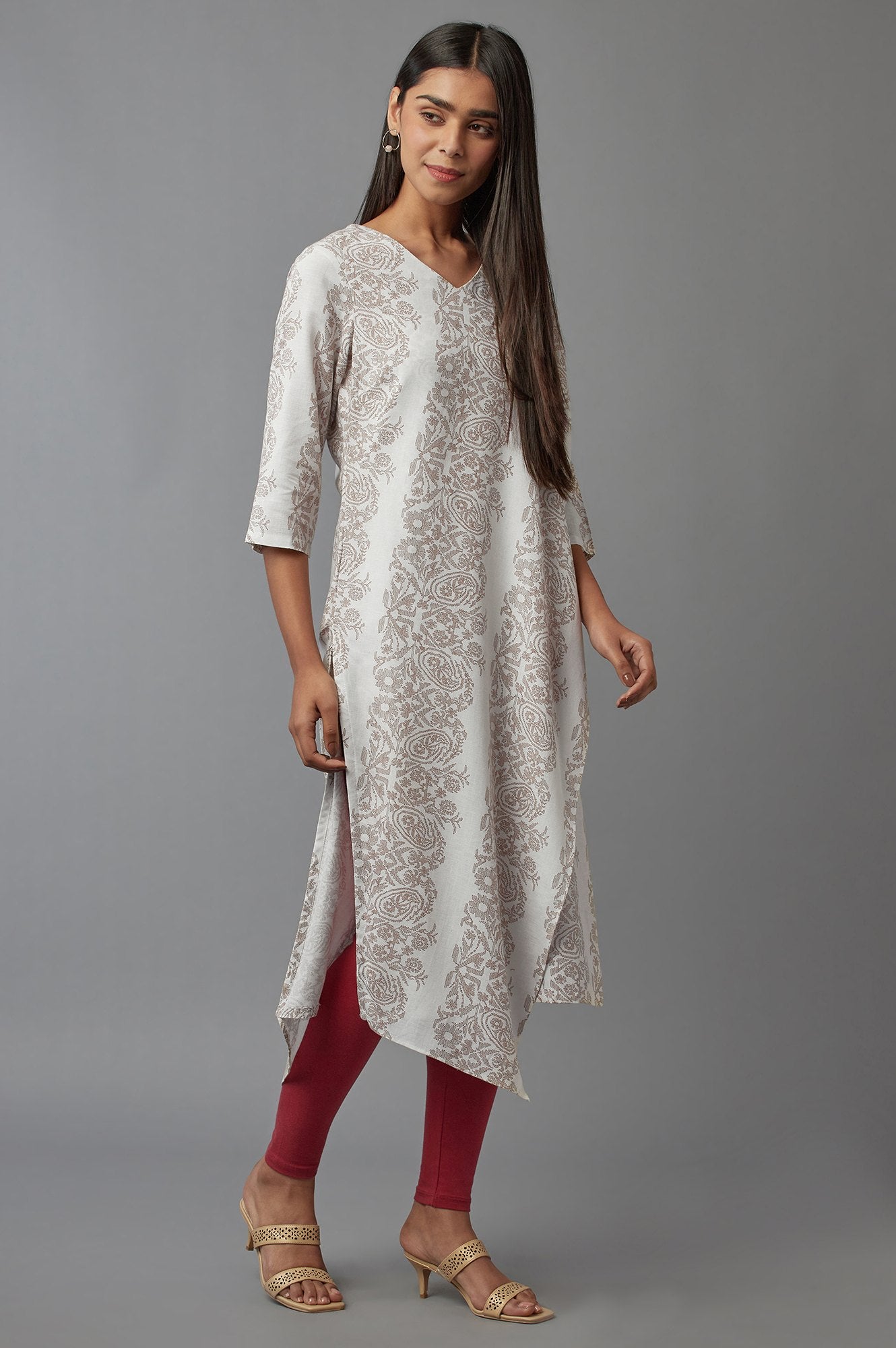 Ecru Saree draped kurta in V-neck