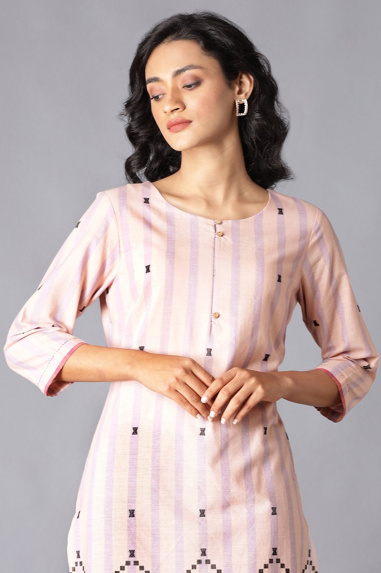 Peach Striped Cotton Dobby kurta In Round Neck