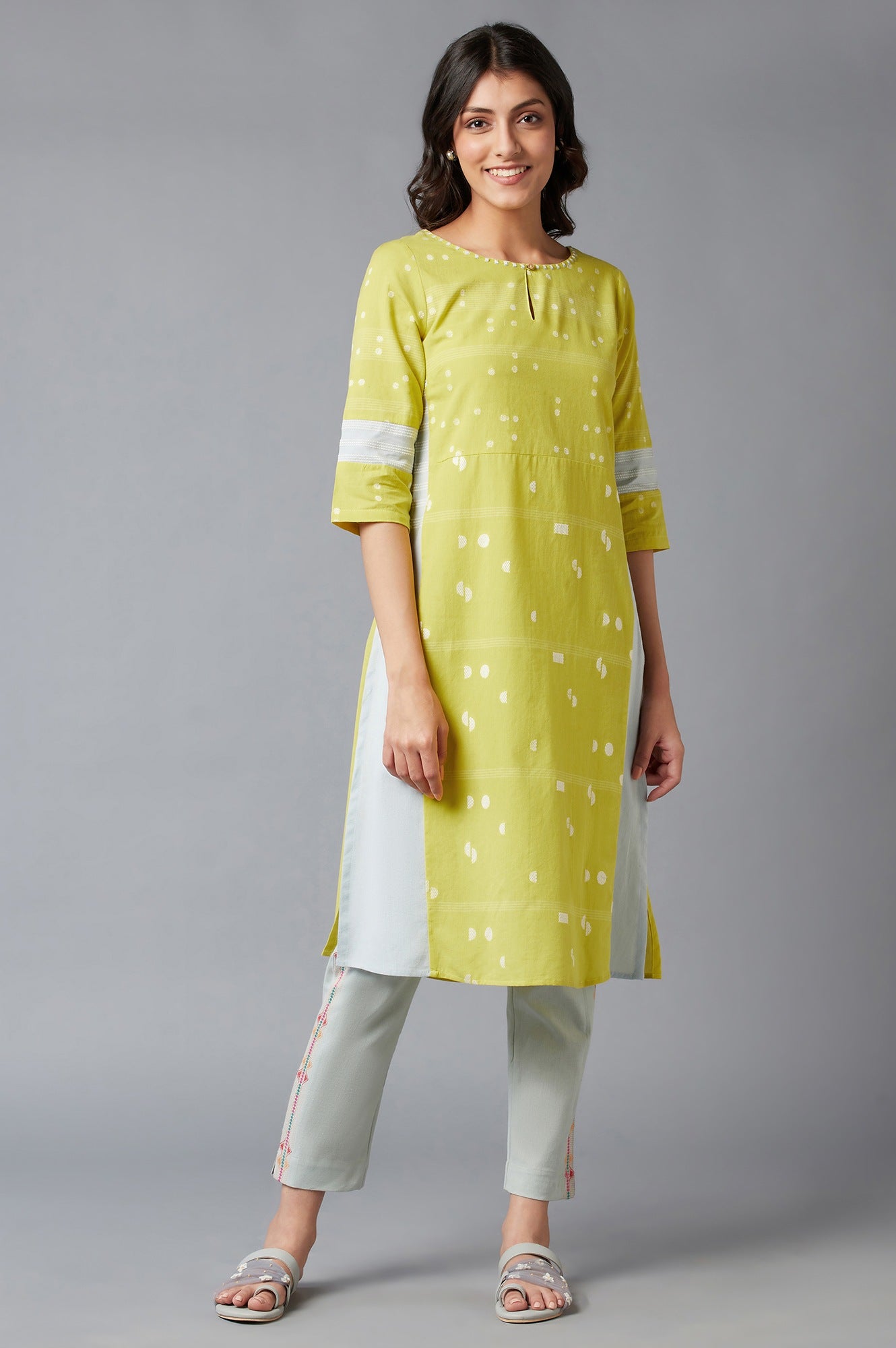 Light Yellow Cotton Dobby Kurta With Embroidery Detail