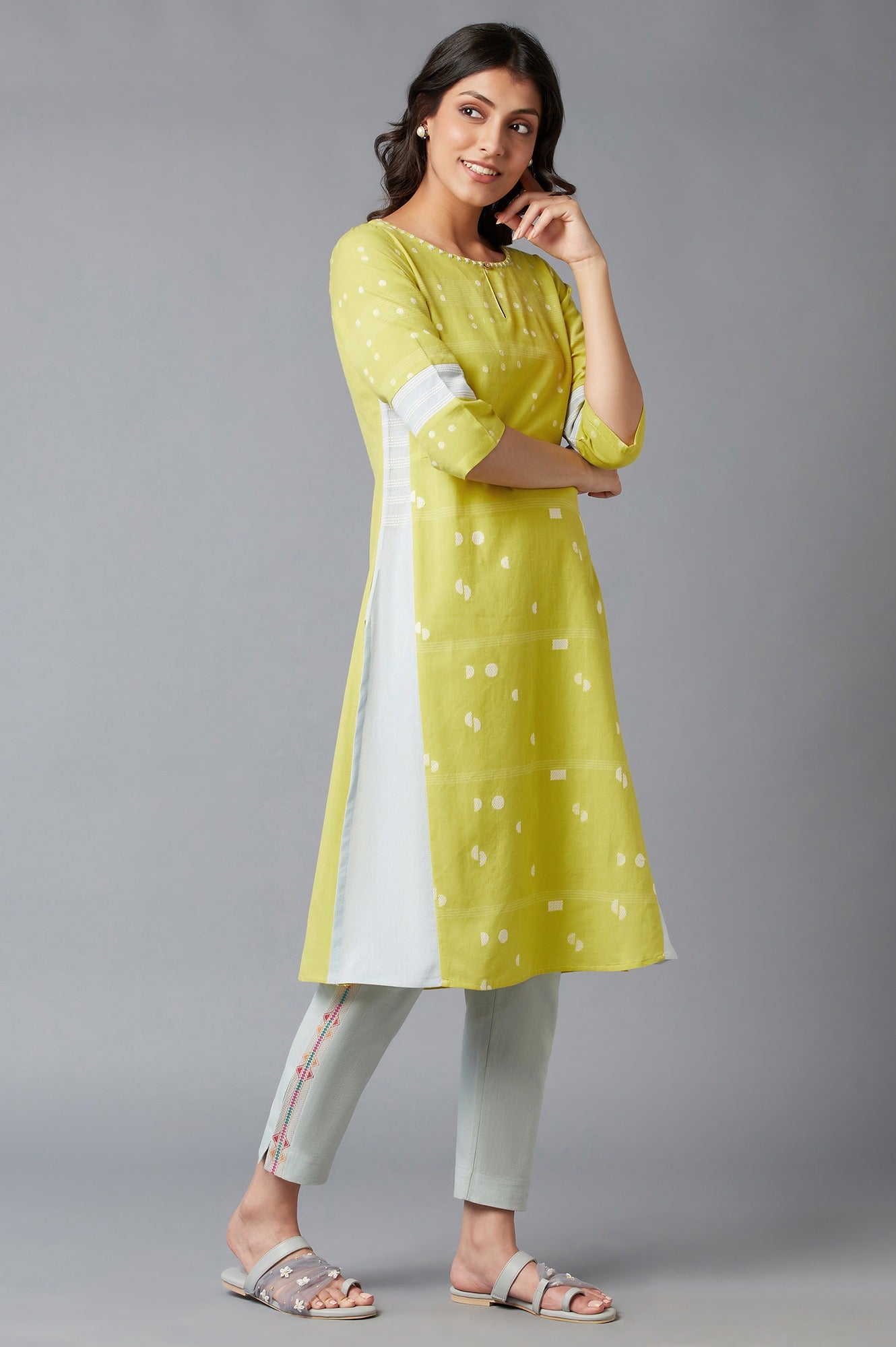 Light Yellow Cotton Dobby kurta With Embroidery Detail