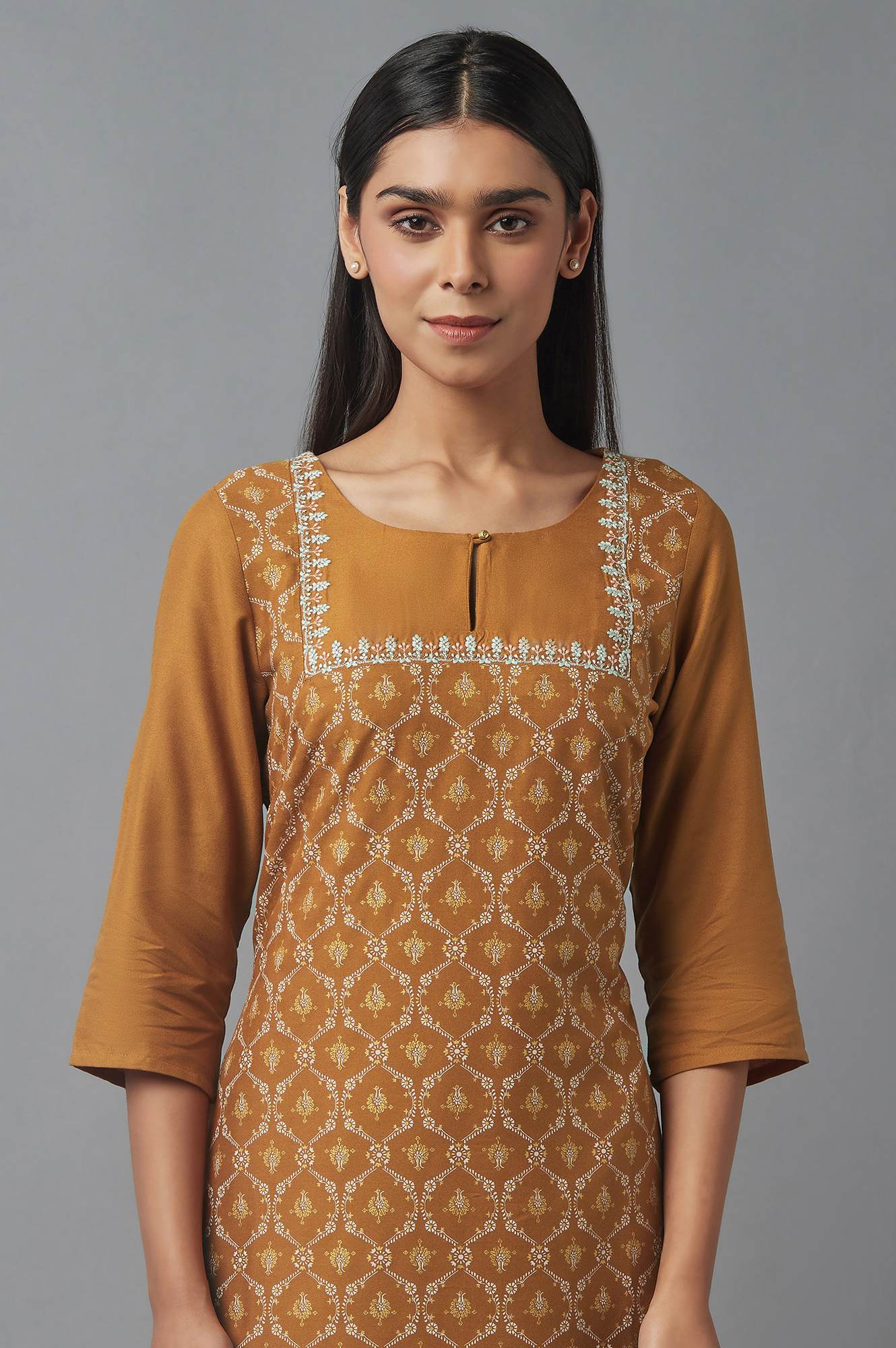 Gold Embroidered kurta