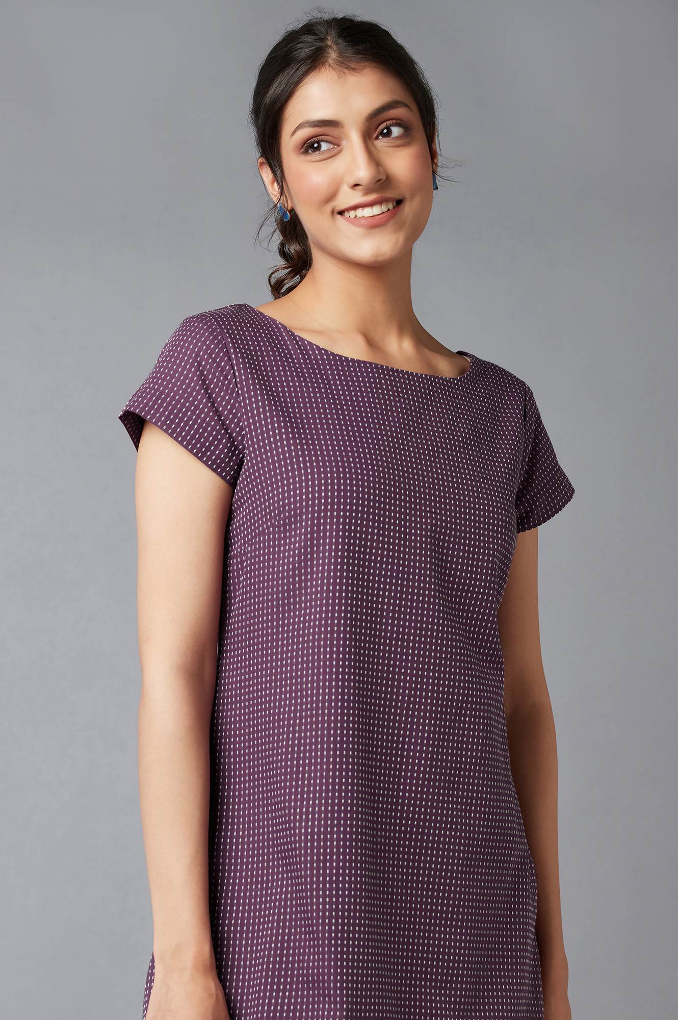 Purple Dobby Cotton Dress In Round Neck