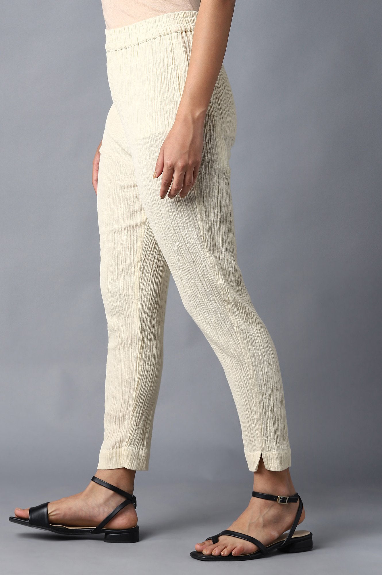 Cream Slim Pants With Full Elastication