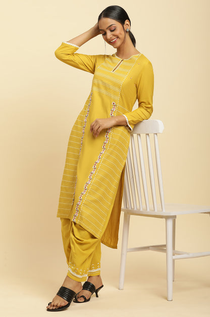 Mustard Embroidered Liva Eco Kurta And Drapped Parallel Pants