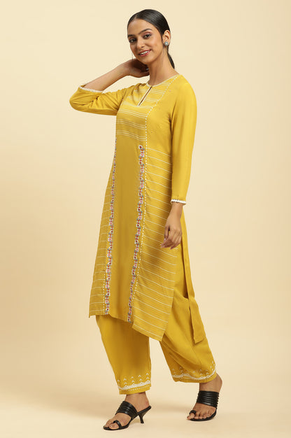 Mustard Embroidered Liva Eco Kurta And Drapped Parallel Pants