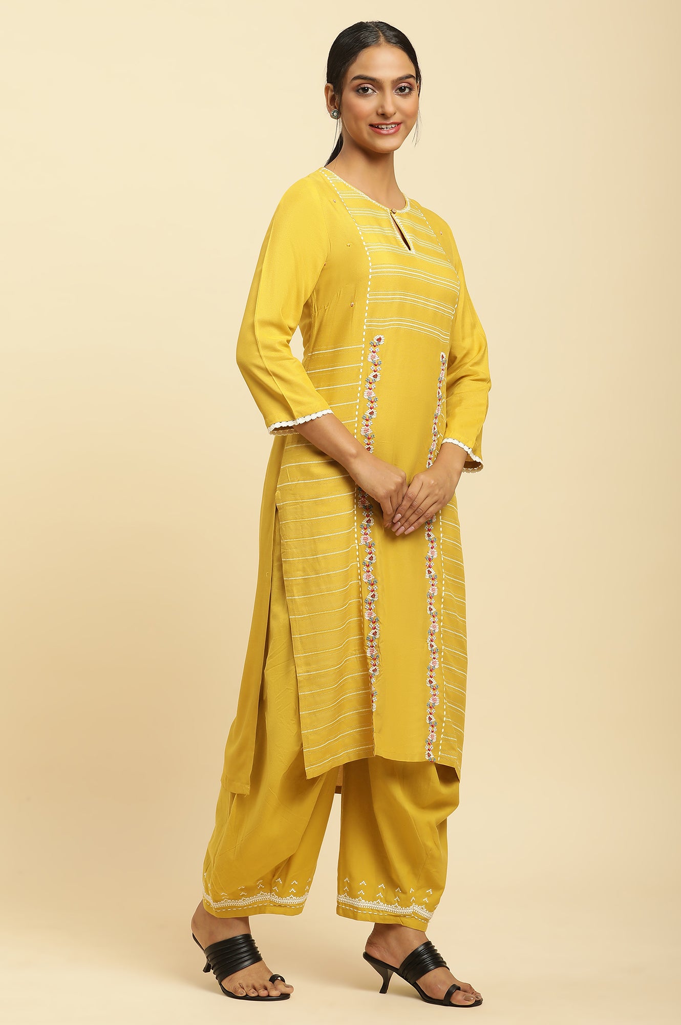 Mustard Embroidered Liva Eco Kurta And Drapped Parallel Pants