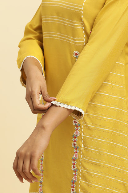 Mustard Embroidered Liva Eco Kurta And Drapped Parallel Pants