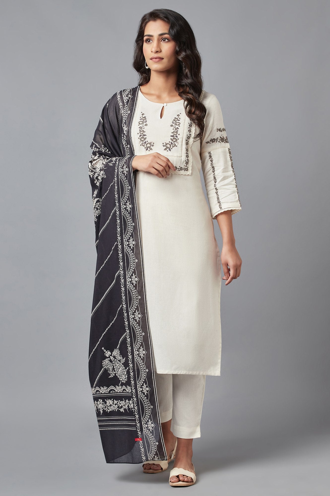 Natural Beige Embroidered kurta with Slim Pants and Dupatta