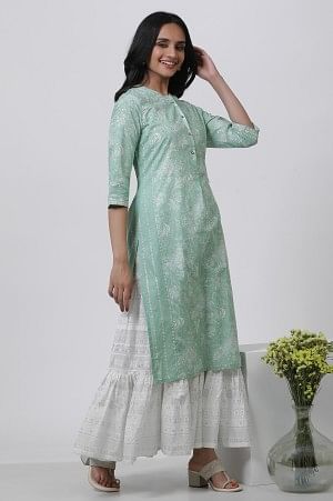 Light Green Floral Printed Kurta And Tiered Skirt