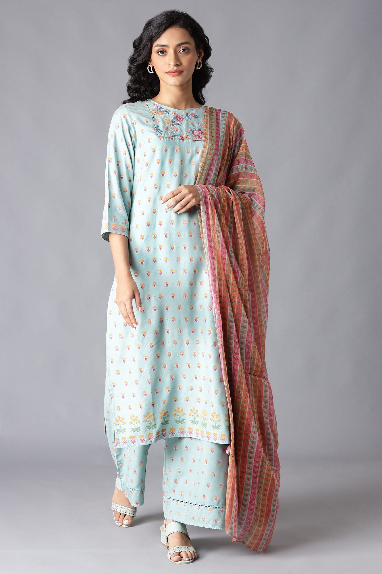 Aqua Blue Embroidered kurta In Round Neck With Parallel Pants And Chiffon Dupatta