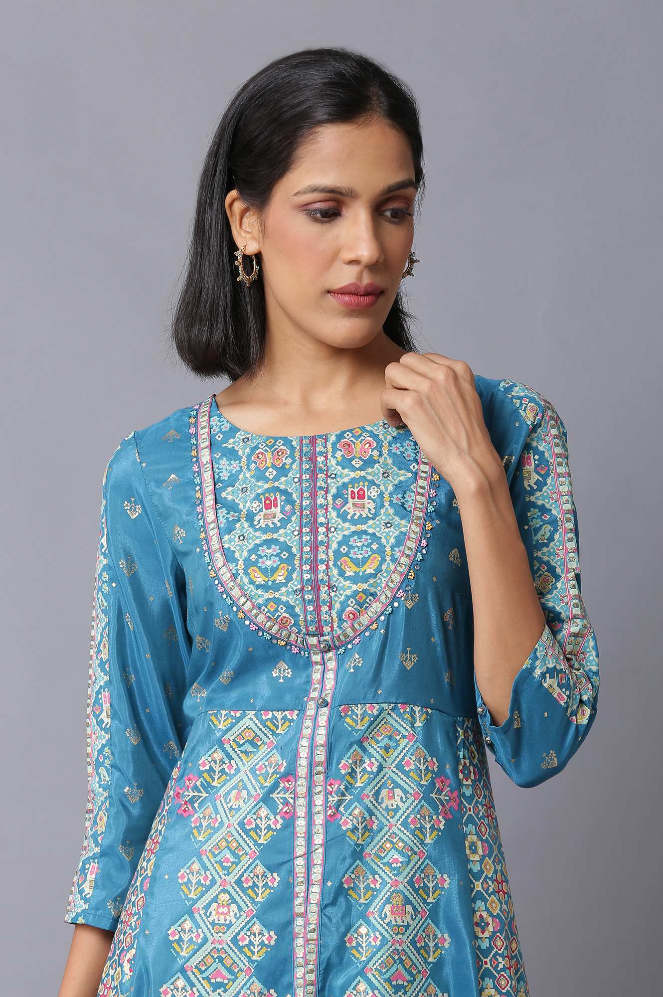 Blue Glitter Printed A-Line kurta With Slim Pants