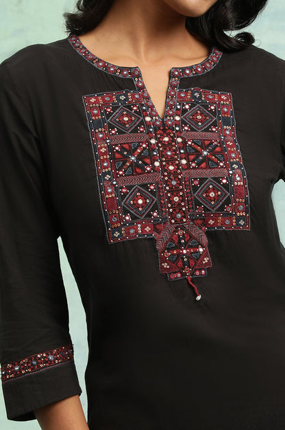 Black Embroidered Cotton kurta