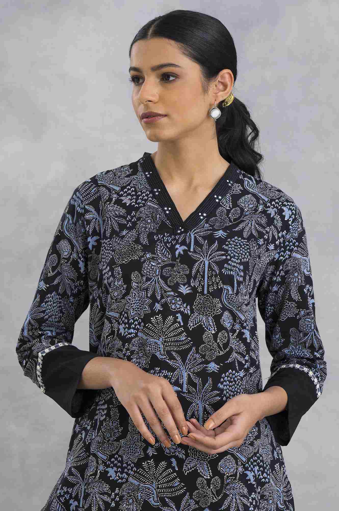 Black Hand Block Printed V-Neck kurta